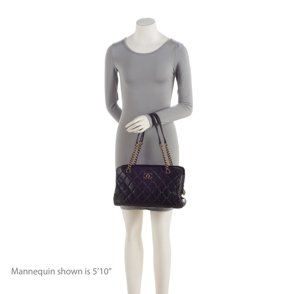 Chanel Quilted Calfskin CC Crown Small Tote (SHF-bToVAu)
