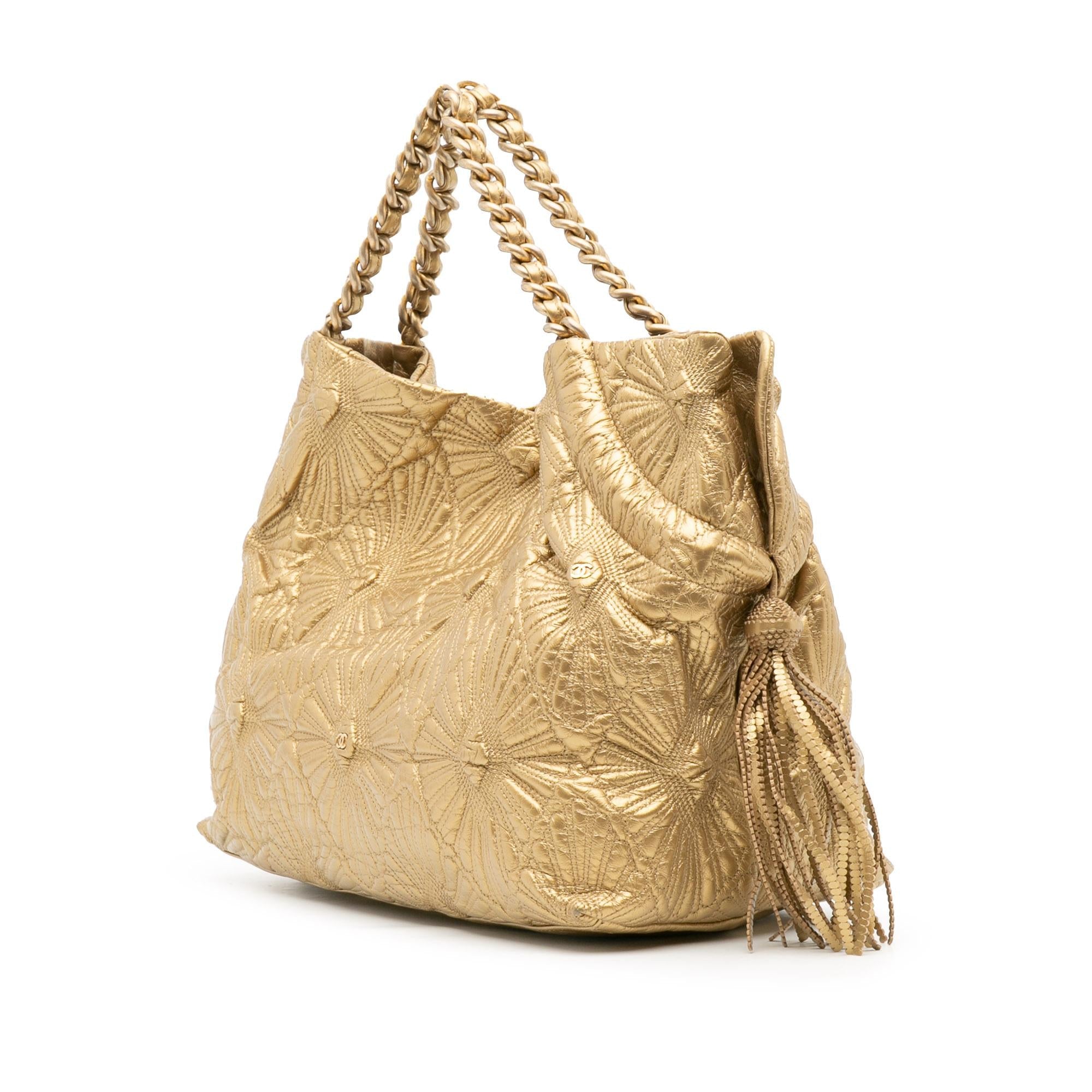 Chanel Quilted Calfskin Ca D'Oro Tote