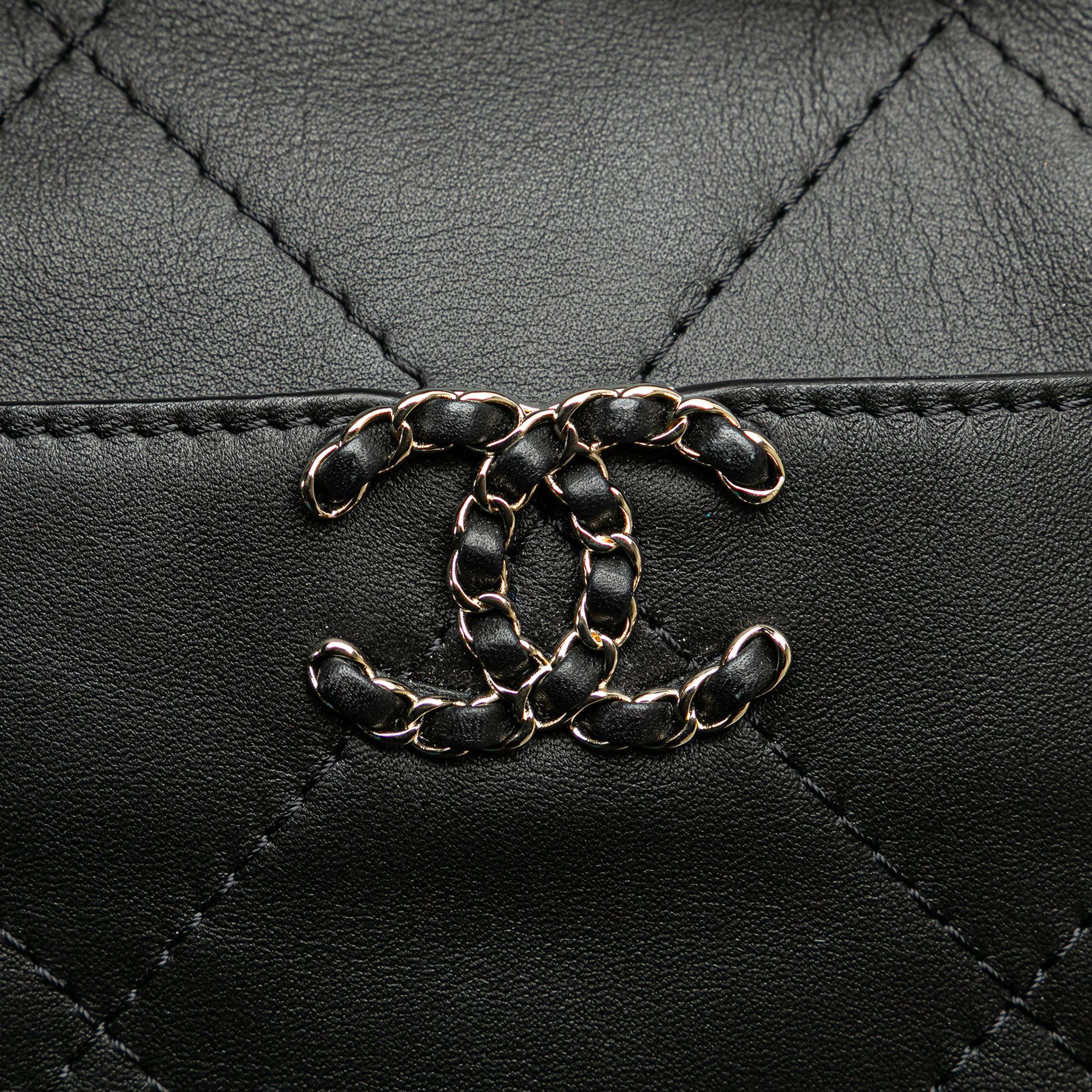 Chanel Quilted Calfskin Chain Flat Shoulder Bag