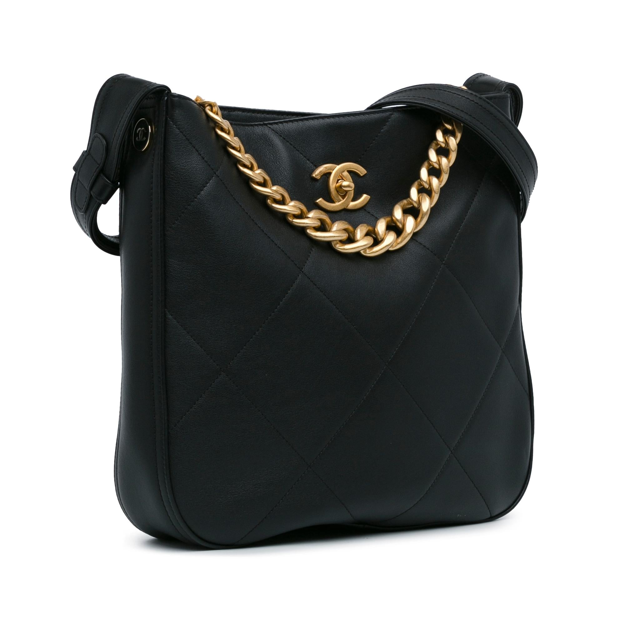 Chanel Quilted Calfskin Easy Mood Hobo (SHG-NA7iAJ)
