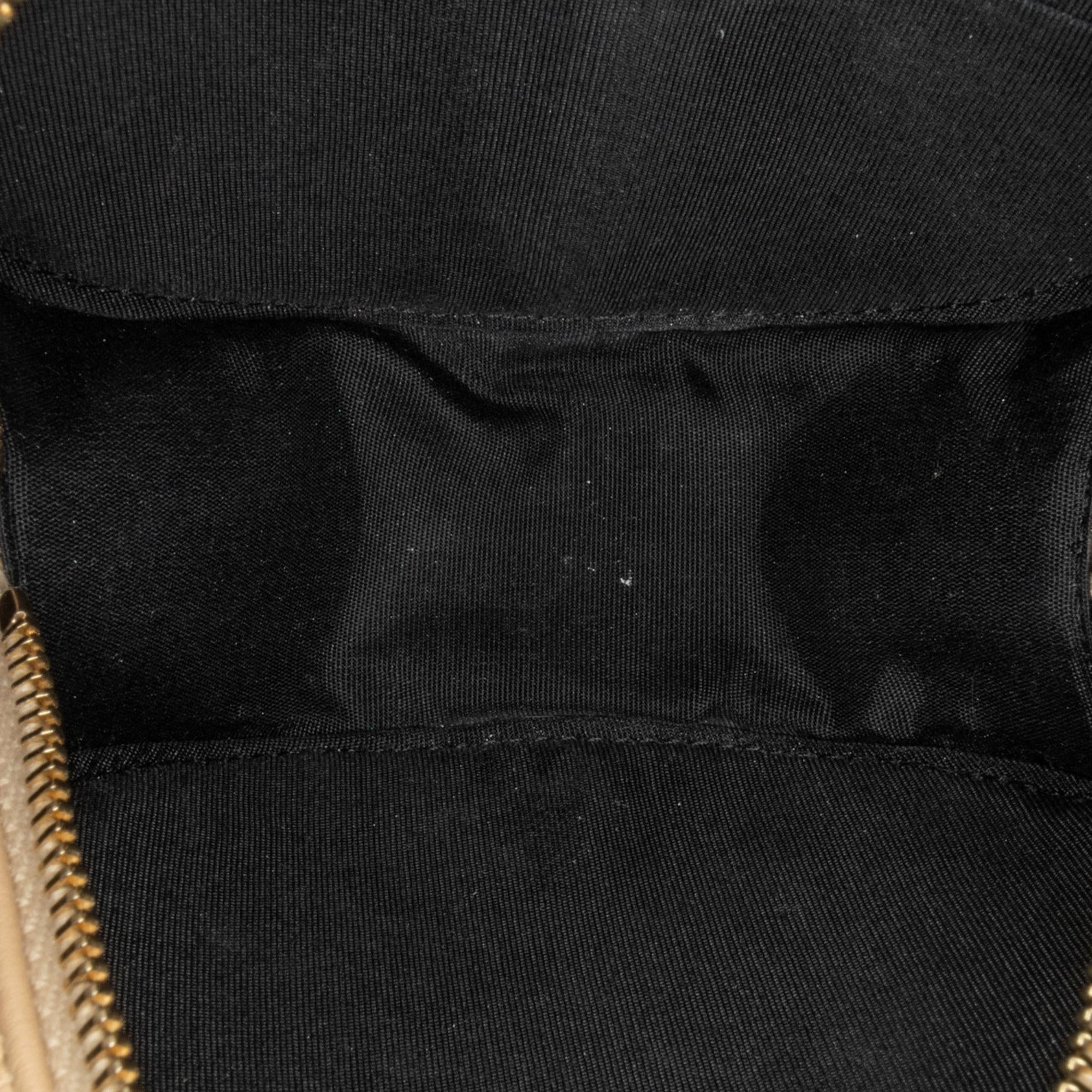 Chanel Quilted Calfskin Pearl Round Clutch With Chain (SHG-4RAziC)