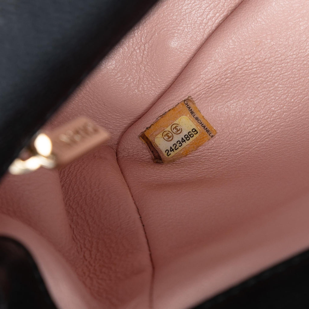 Chanel Quilted Caviar CC Plate Flap Pocket Shoulder Bag