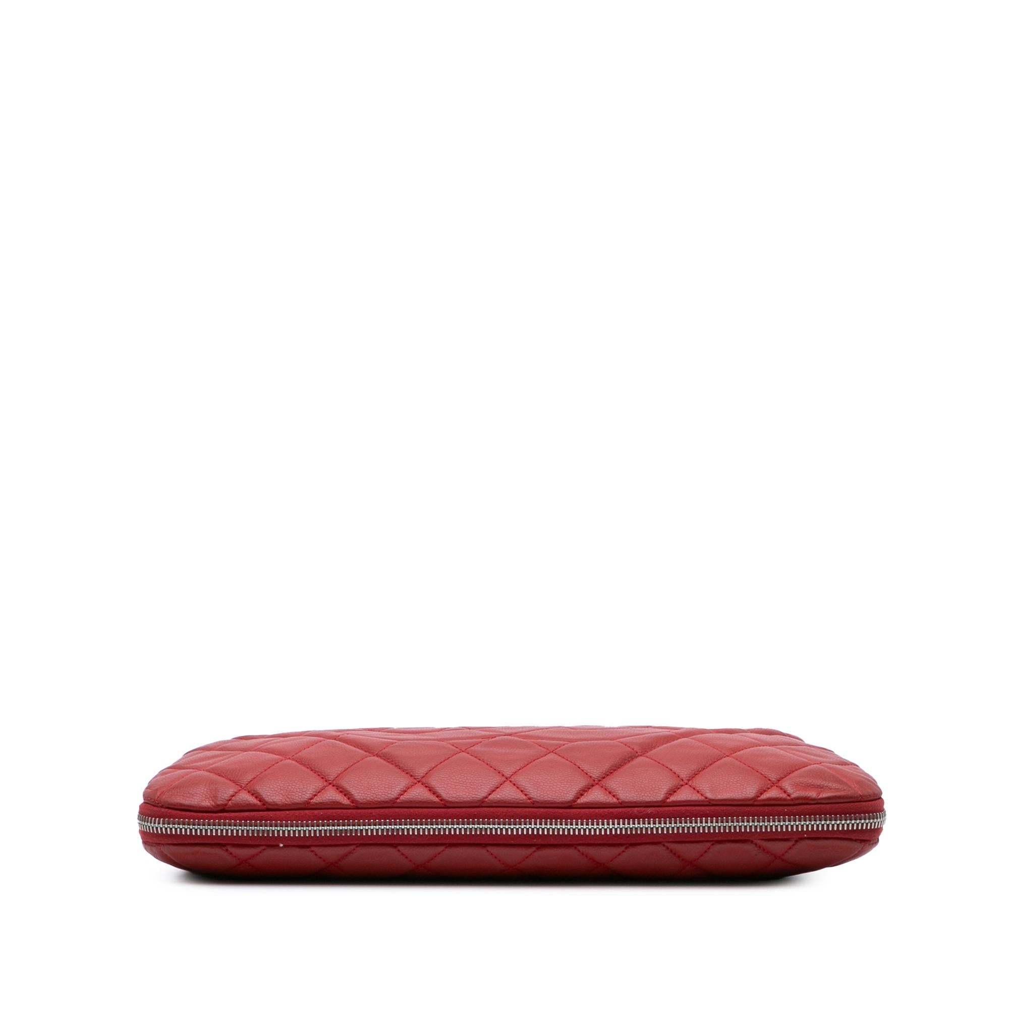 Chanel Quilted Caviar Expandable Zip Tote