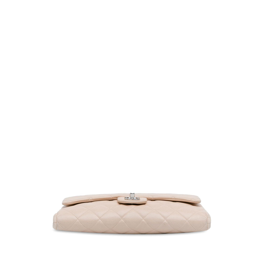 Chanel Quilted Caviar Flap Clutch with Chain (SHG-7v4fjq)