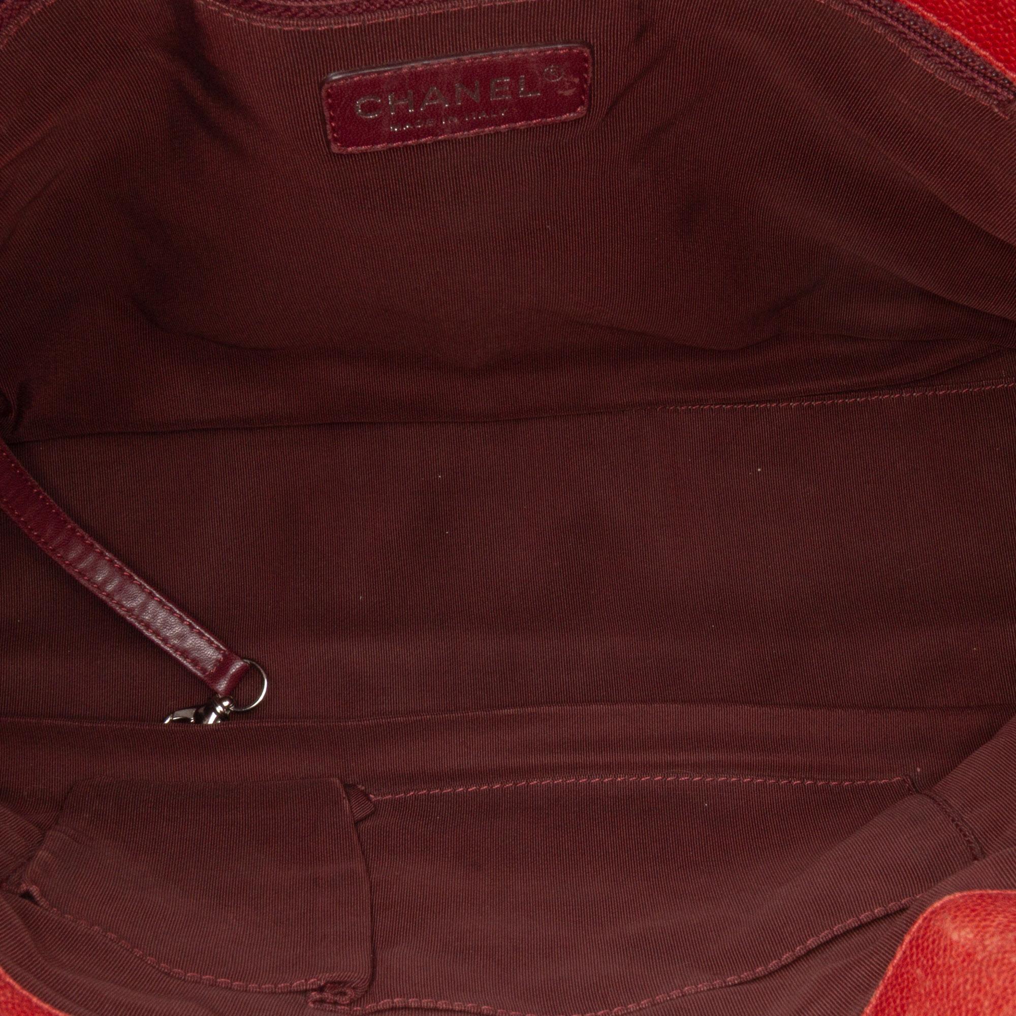 Chanel Quilted Caviar French Riviera Hobo