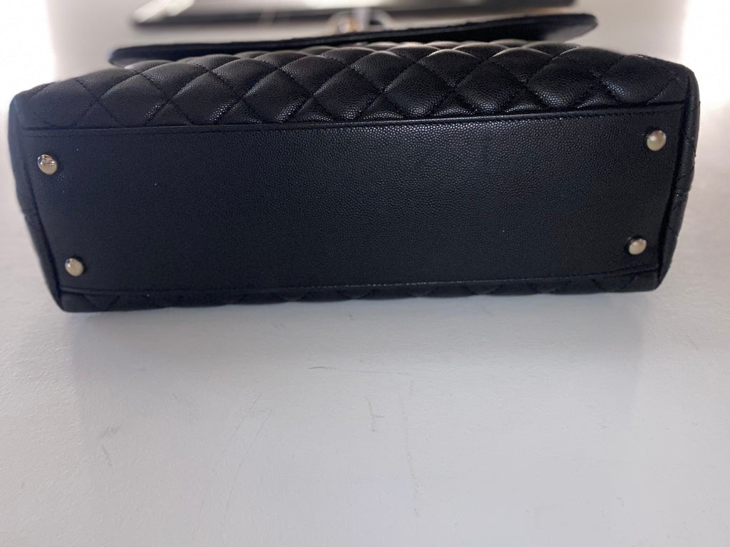 CHANEL CAVIAR QUILTED MEDIUM COCO TOP HANDLE FLAP BAG