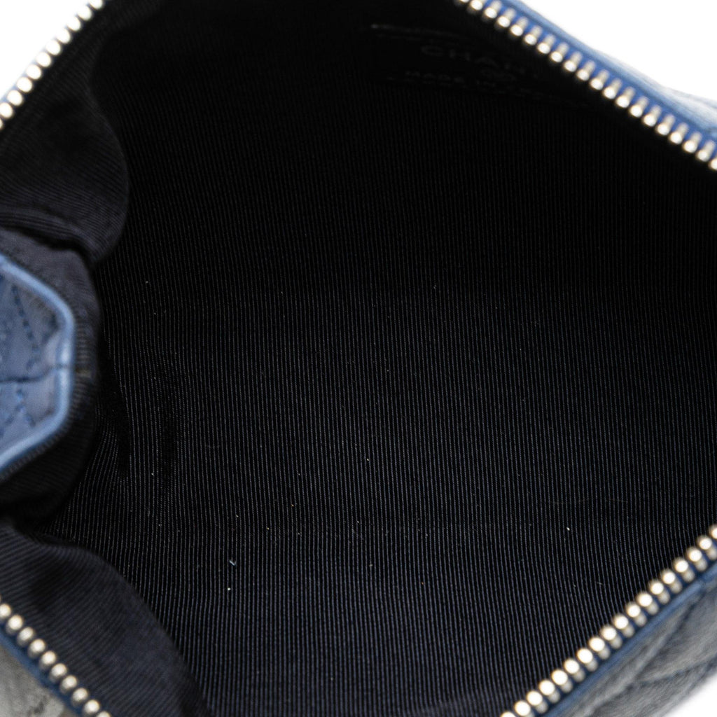 Chanel Quilted Caviar Pouch (SHG-Q8nLiP)