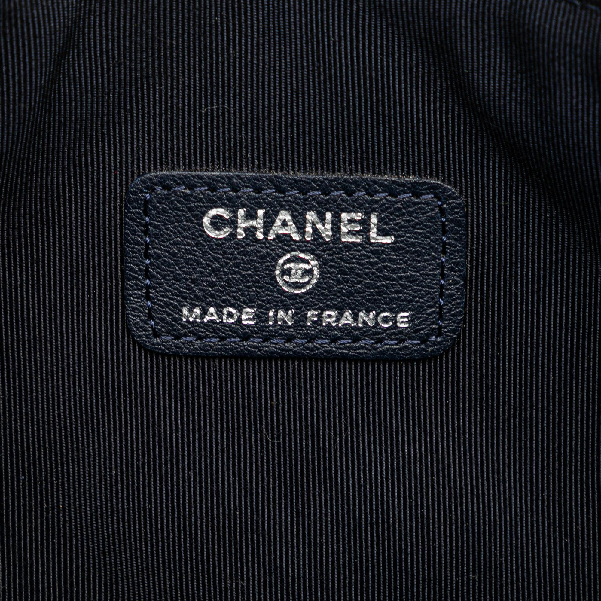 Chanel Quilted Caviar Pouch (SHG-Q8nLiP)
