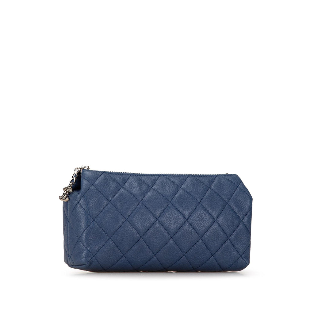 Chanel Quilted Caviar Pouch (SHG-Q8nLiP)