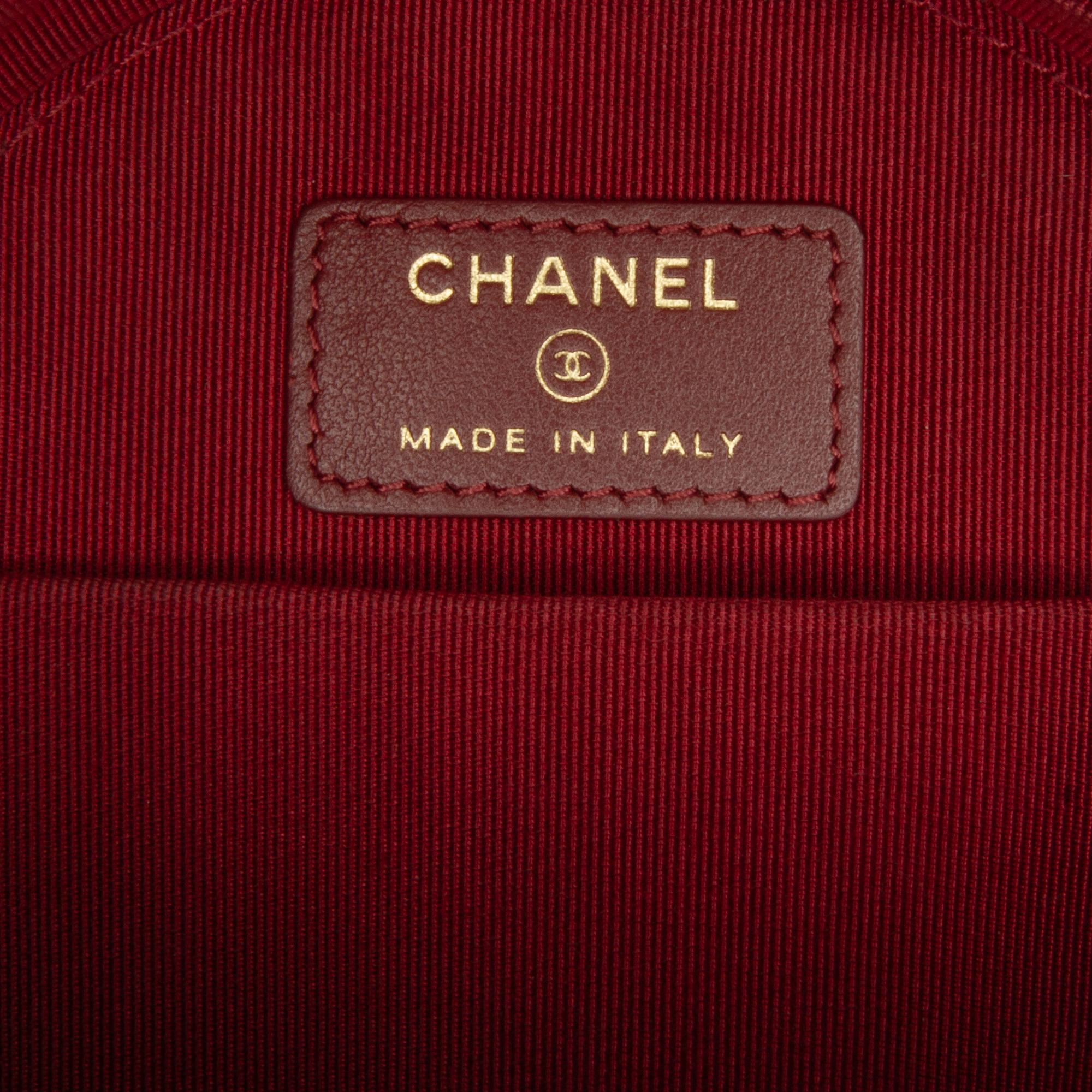 Chanel Quilted Caviar Round Clutch With Chain (SHG-oNHYrK)