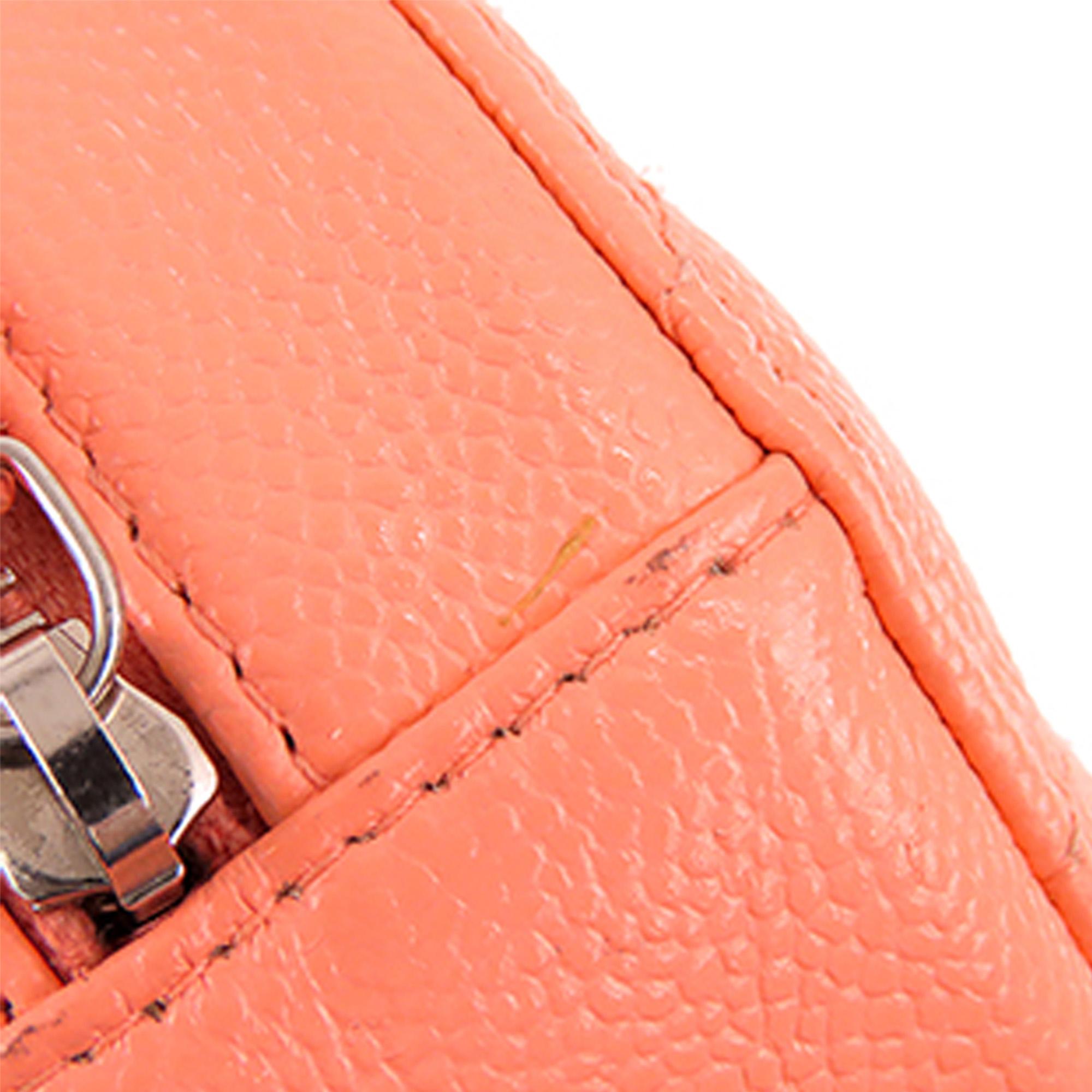 Chanel Quilted Caviar Round Clutch With Chain (SHG-gLWhRd)