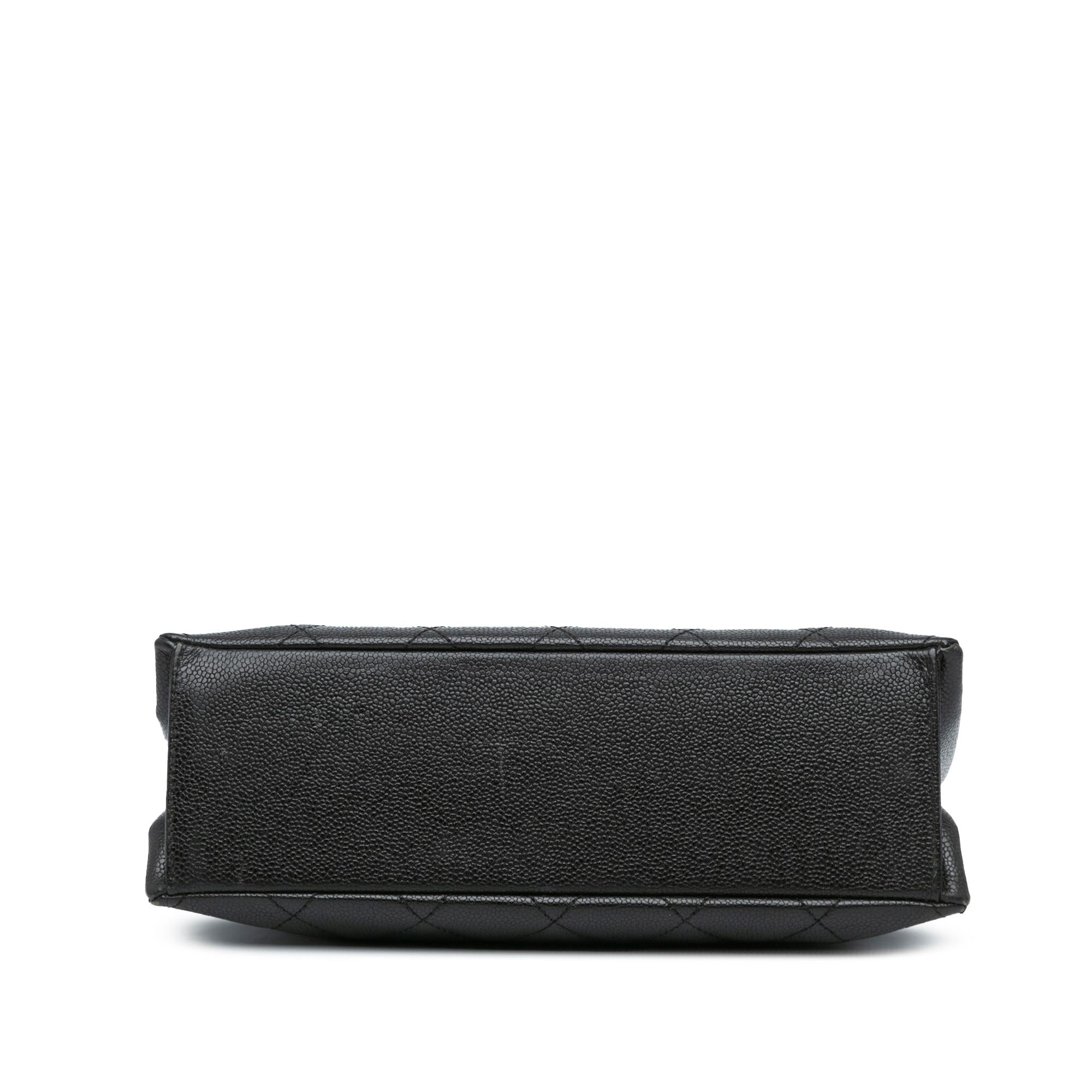 Chanel Quilted Caviar Wood Chain Shoulder Bag (SHG-mtEzPW)