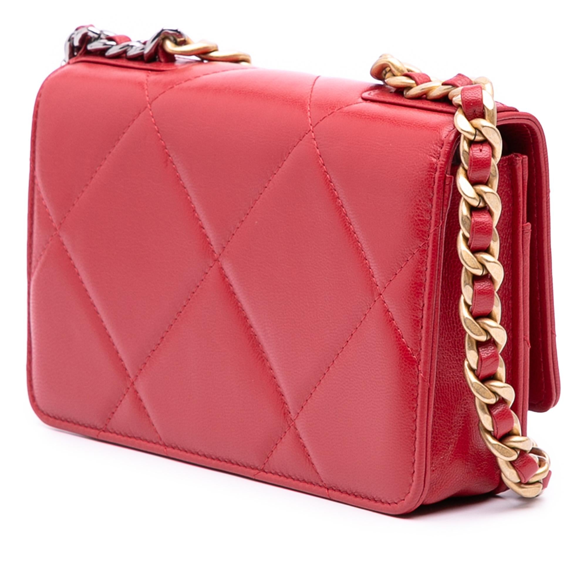 Chanel Quilted Goatskin 19 Wallet on Chain