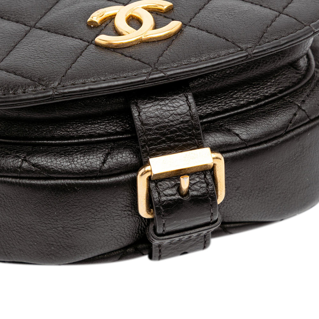 Chanel Quilted Grained Calfskin Casual Trip Messenger