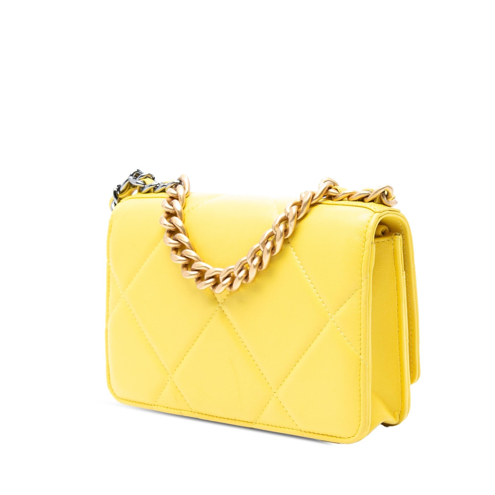 Chanel Quilted Lambskin 19 Wallet on Chain
