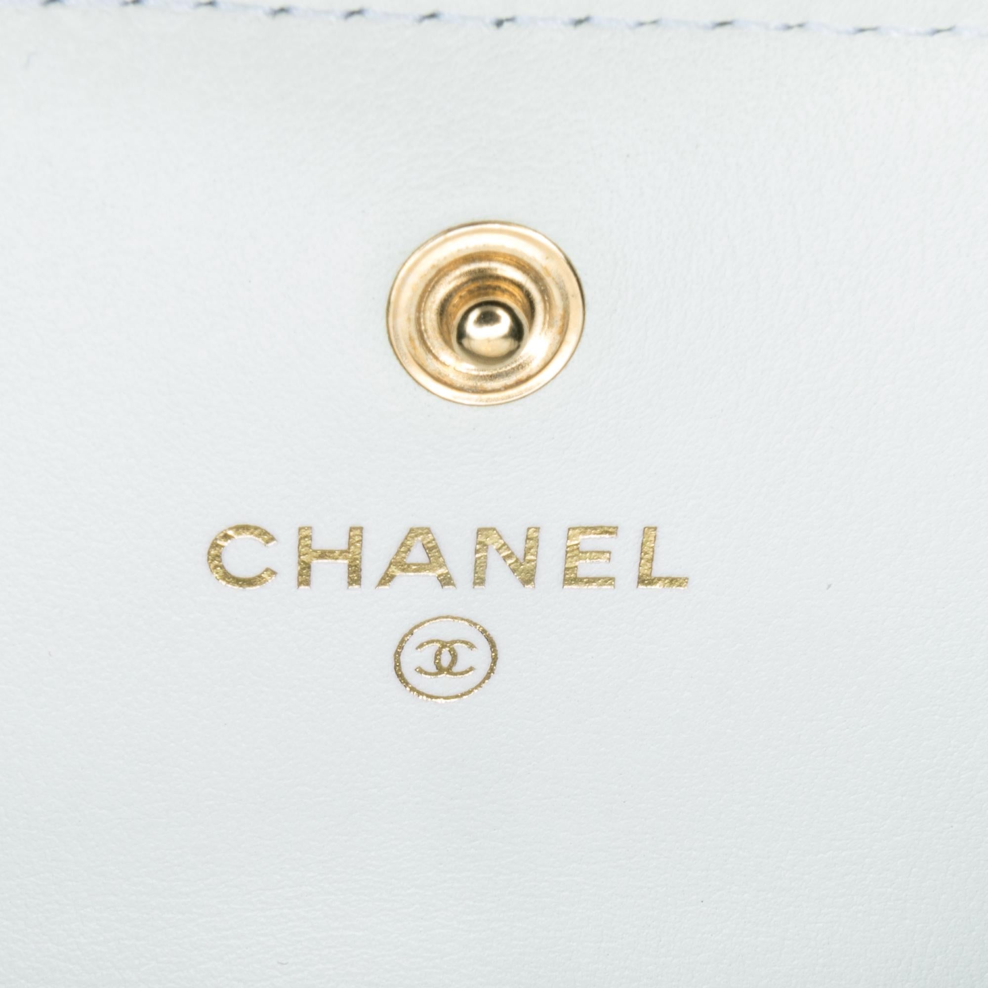 Chanel Quilted Lambskin About Pearls Card Holder On Chain (SHG-yBjq5O)