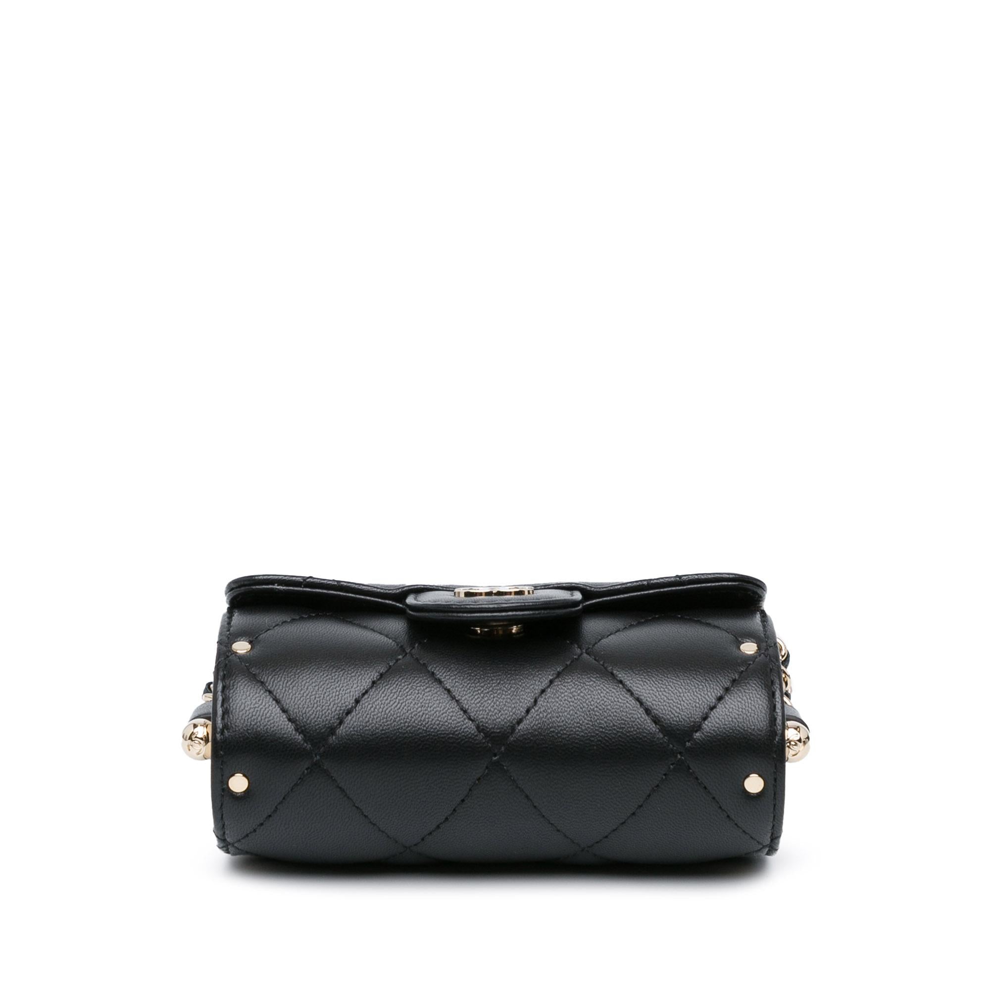 Chanel Quilted Lambskin Box Of Secrets Card Holder With Chain (SHG-AauFyw)