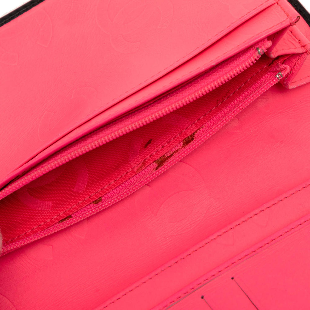 Chanel Quilted Lambskin Cambon Ligne Bifold Wallet
