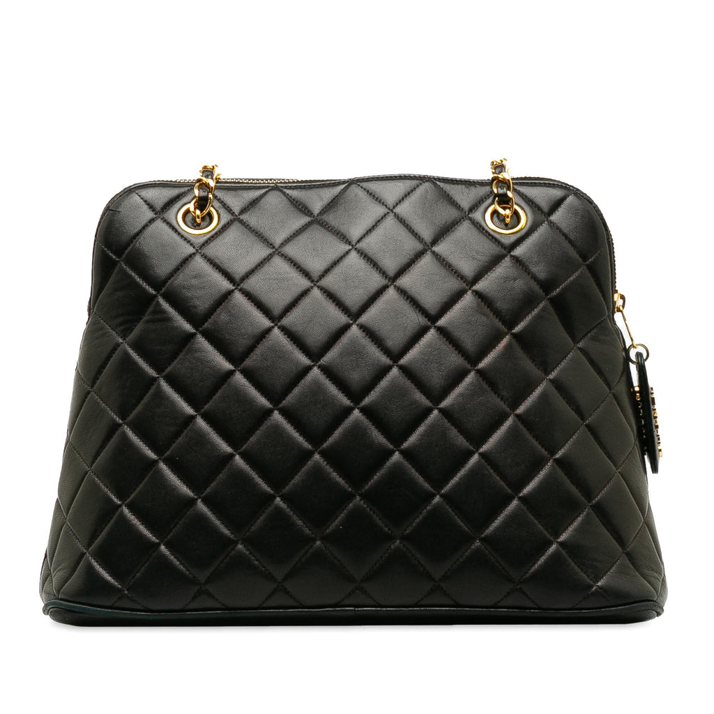 Chanel Quilted Lambskin Dome Shoulder Bag (SHG-BDgoe5)