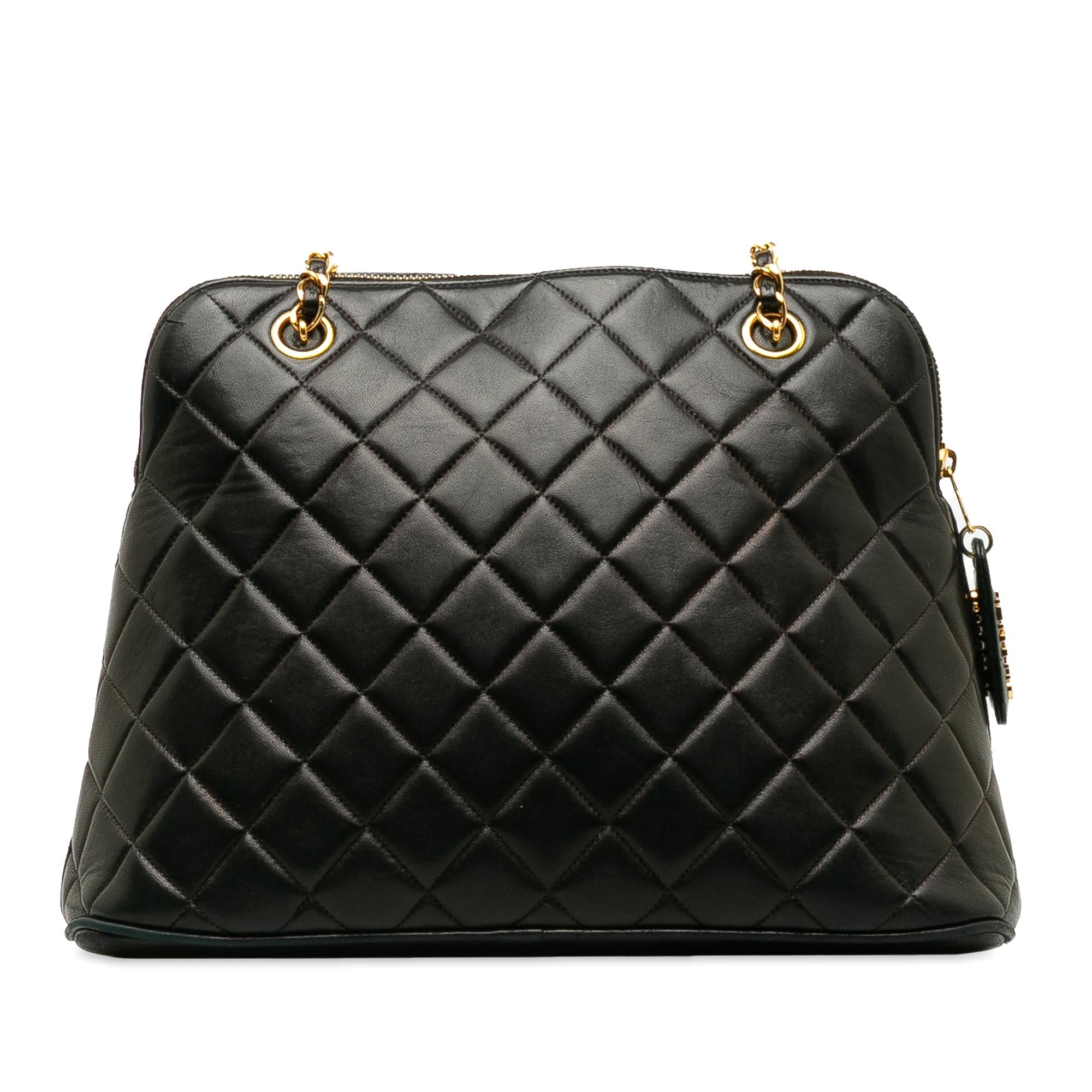 Chanel Quilted Lambskin Dome Shoulder Bag (SHG-BDgoe5)