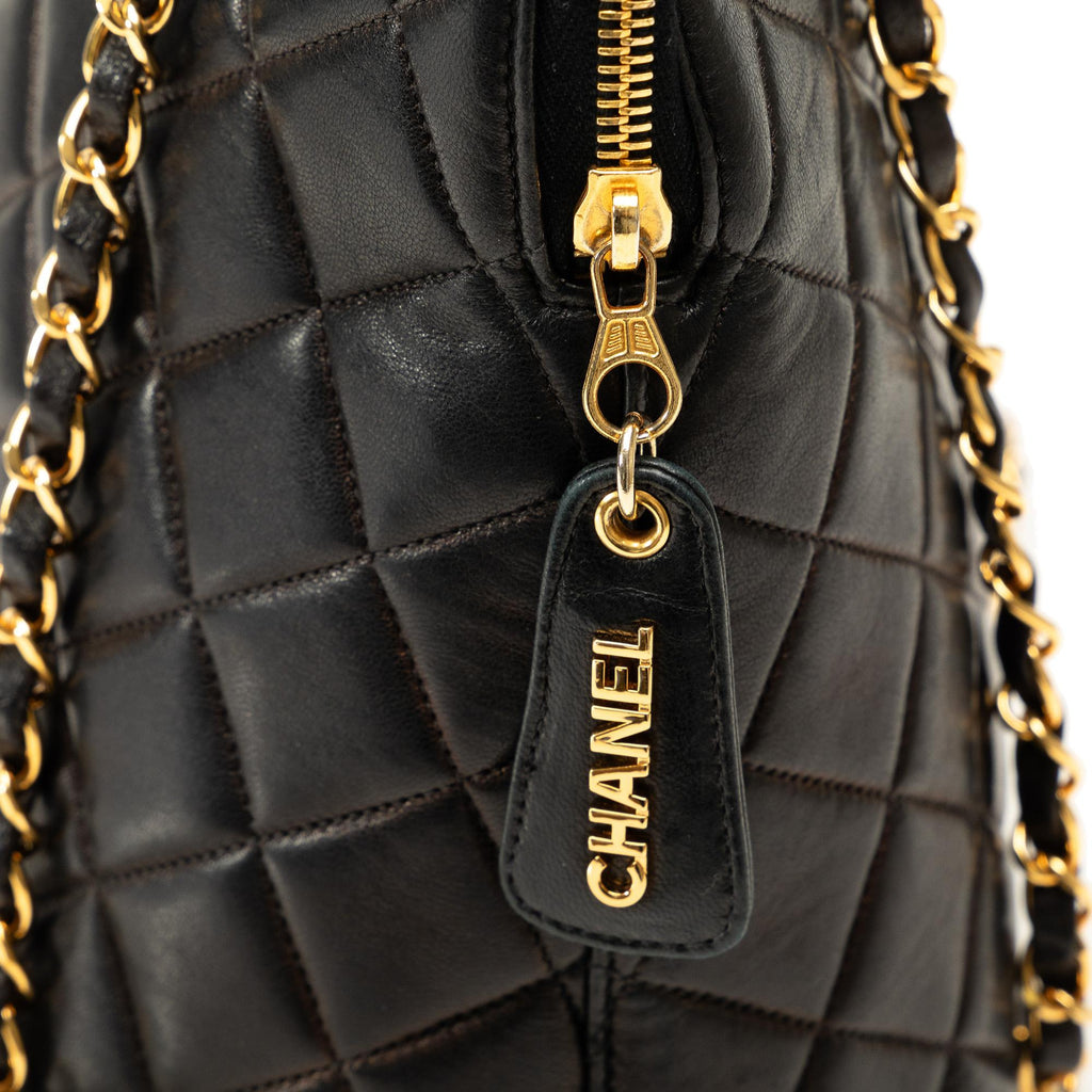 Chanel Quilted Lambskin Dome Shoulder Bag (SHG-BDgoe5)