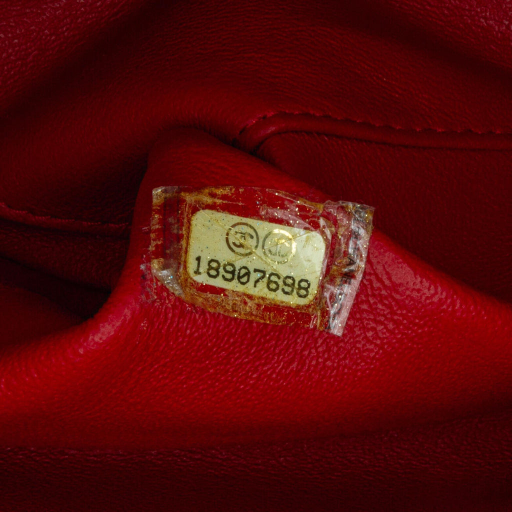 Chanel Quilted Lambskin Flap Clutch with Chain (SHG-w0bGwq)