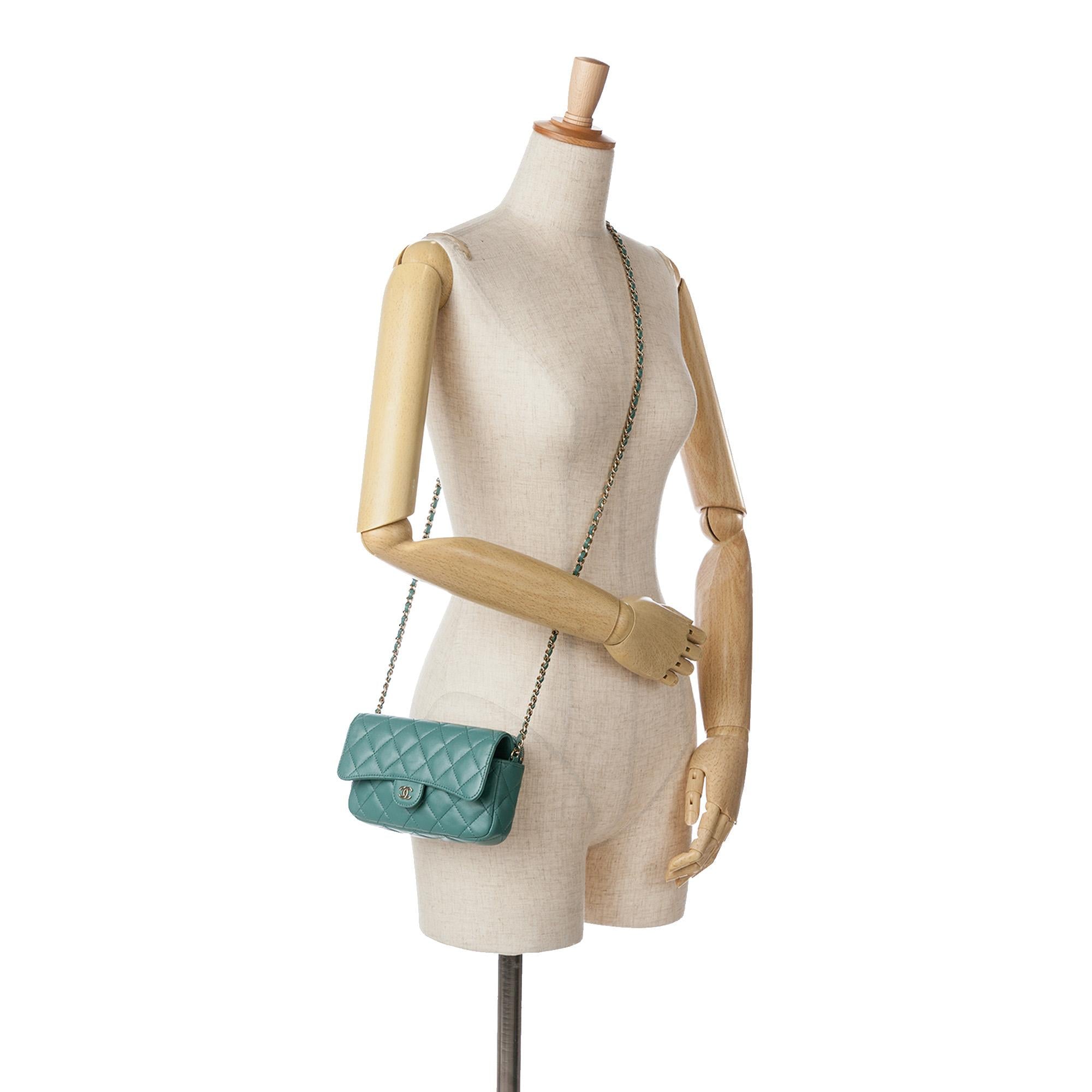 Chanel Quilted Lambskin Flap Phone Holder With Chain (SHG-LPbK3B)