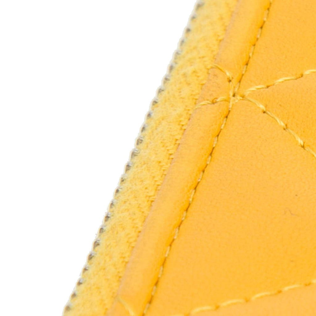 Chanel Quilted Lambskin O Case Clutch (SHG-d1f50a)