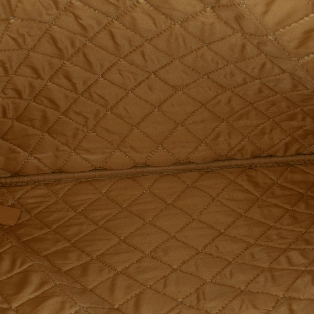 Chanel Quilted Lambskin O Case Clutch (SHG-d1f50a)