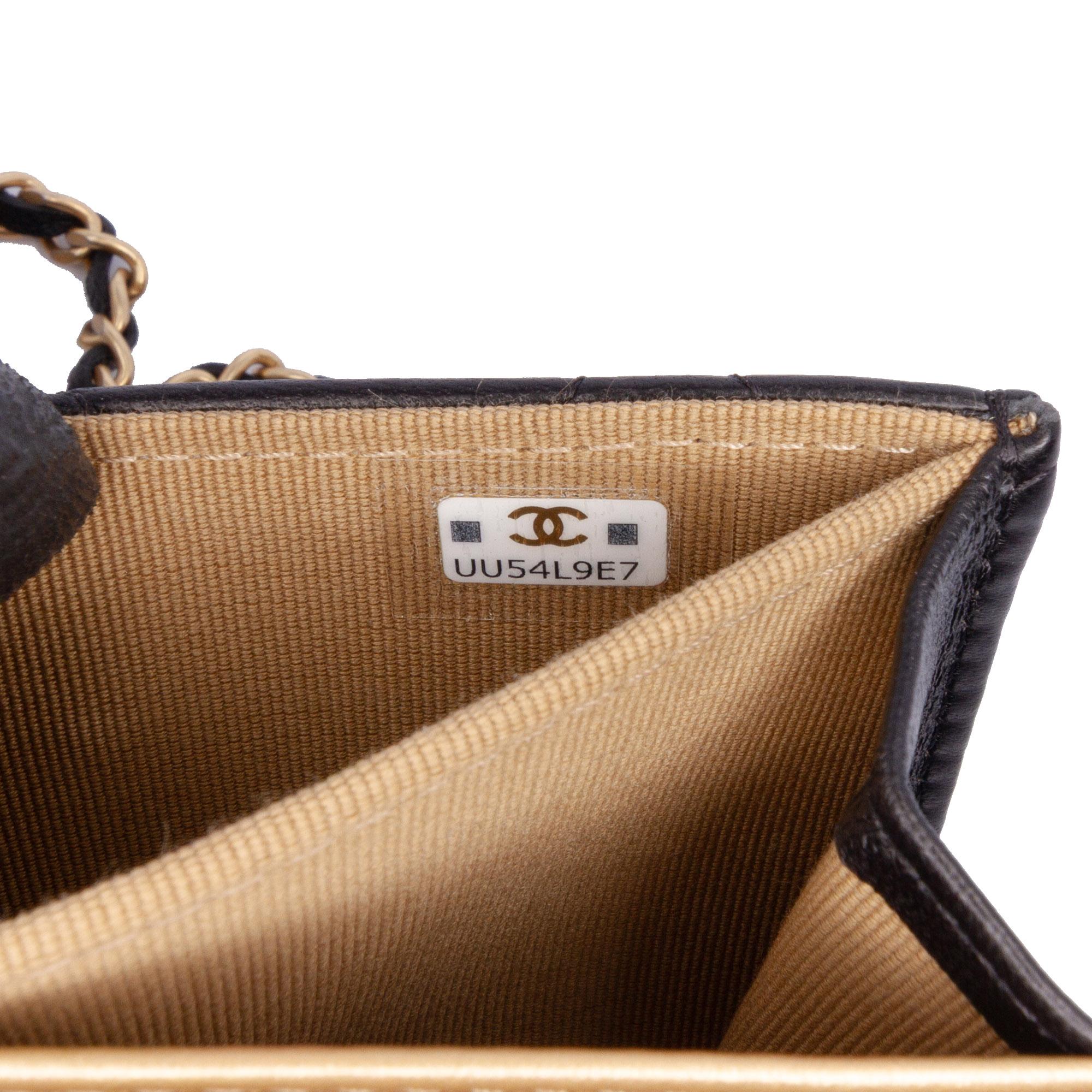 Chanel Quilted Lambskin Pearl Crush Clutch With Chain