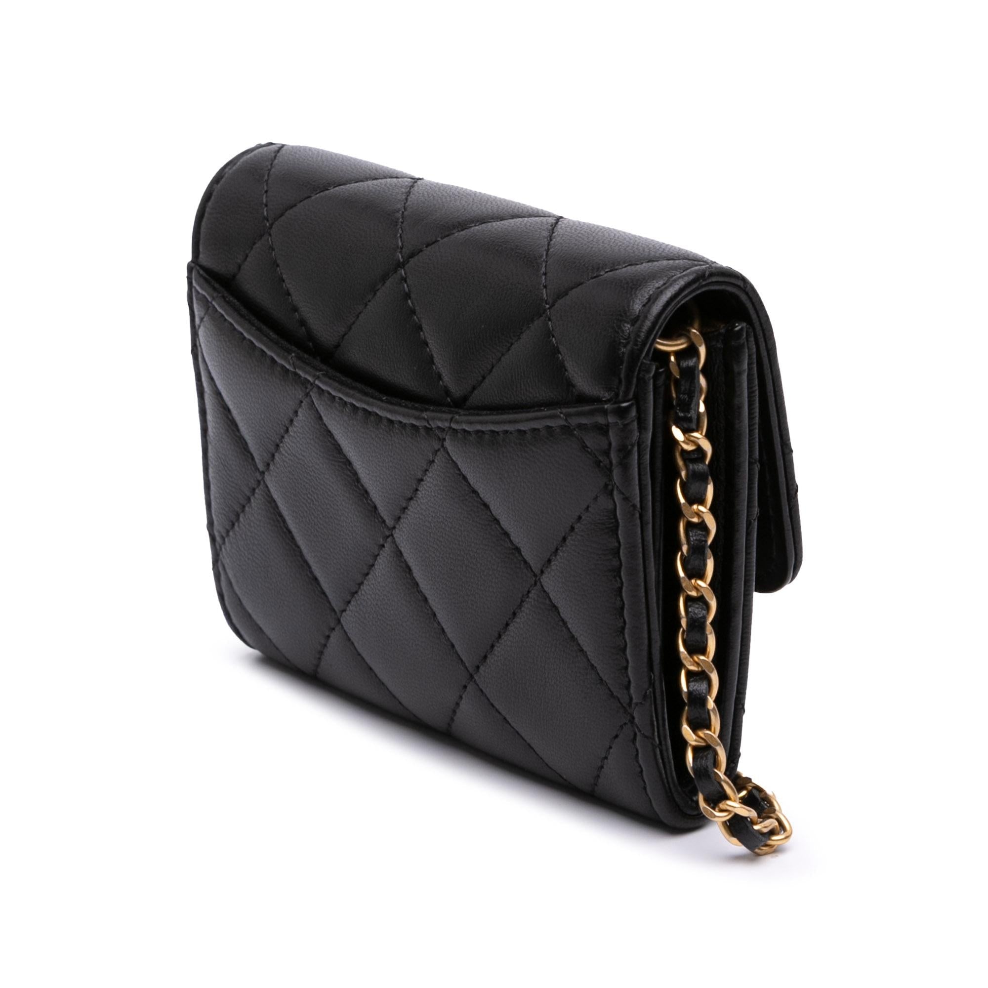 Chanel Quilted Lambskin Pearl Crush Clutch With Chain
