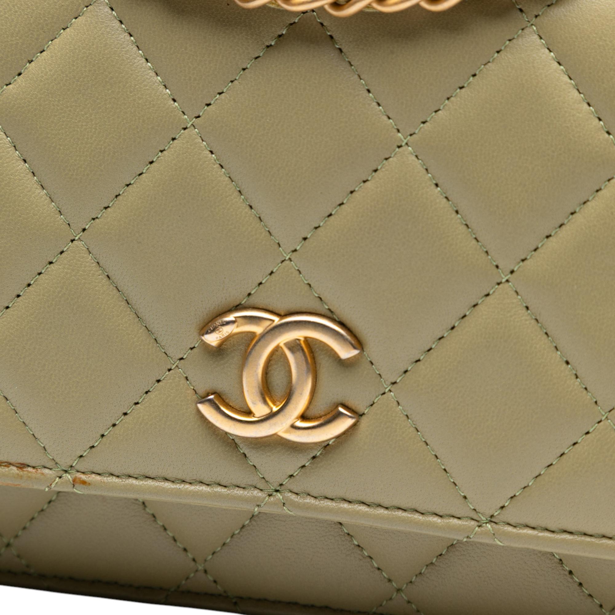 Chanel Quilted Lambskin Pick Me Up Wallet On Chain