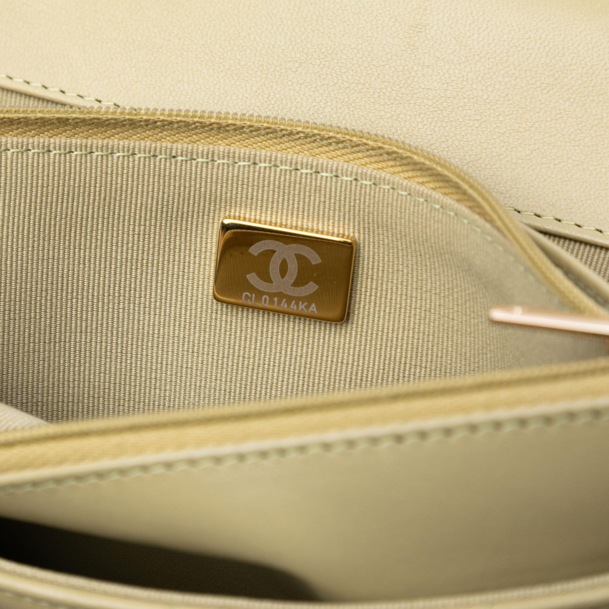 Chanel Quilted Lambskin Pick Me Up Wallet On Chain