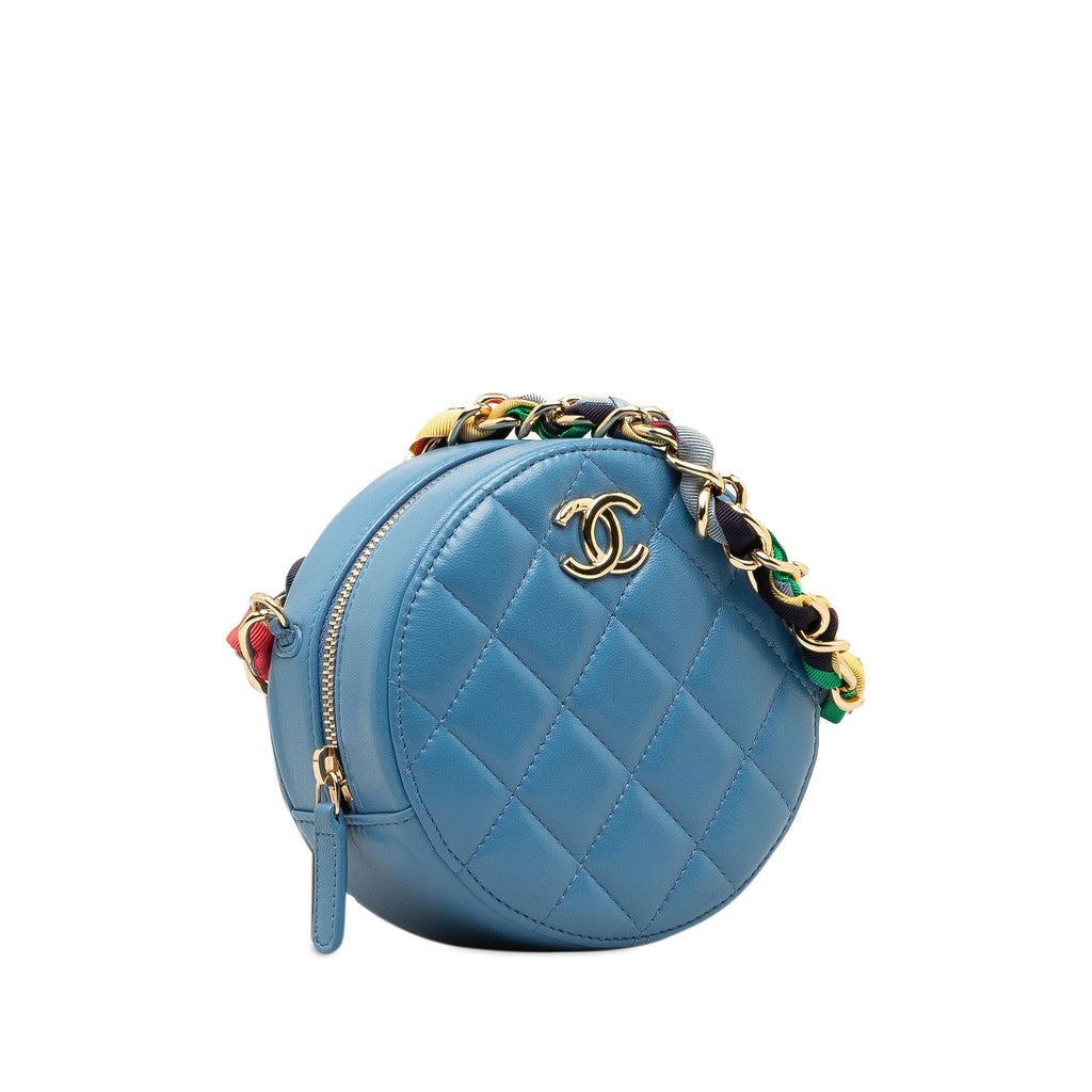 Chanel Quilted Lambskin Ribbon Round Clutch With Chain (SHG-fknQGN)