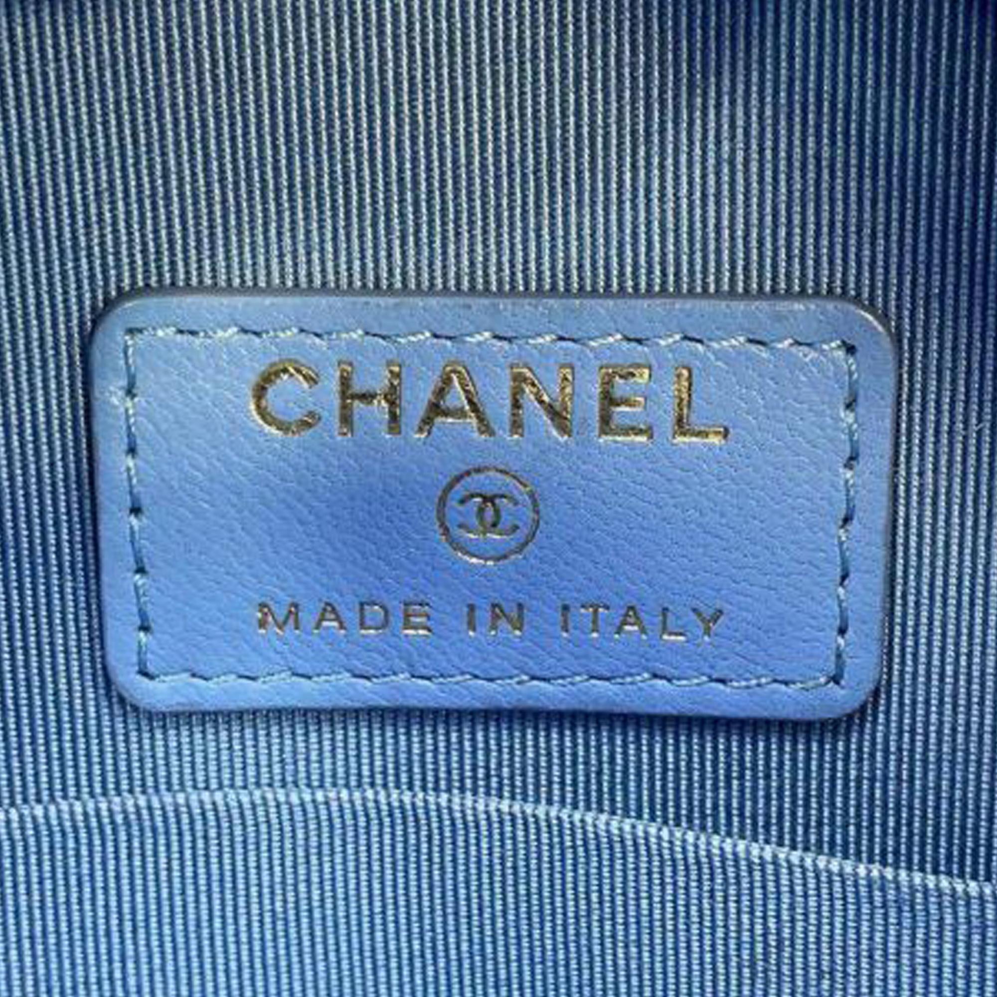 Chanel Quilted Lambskin Round Clutch with Chain (SHG-a9yAVi)