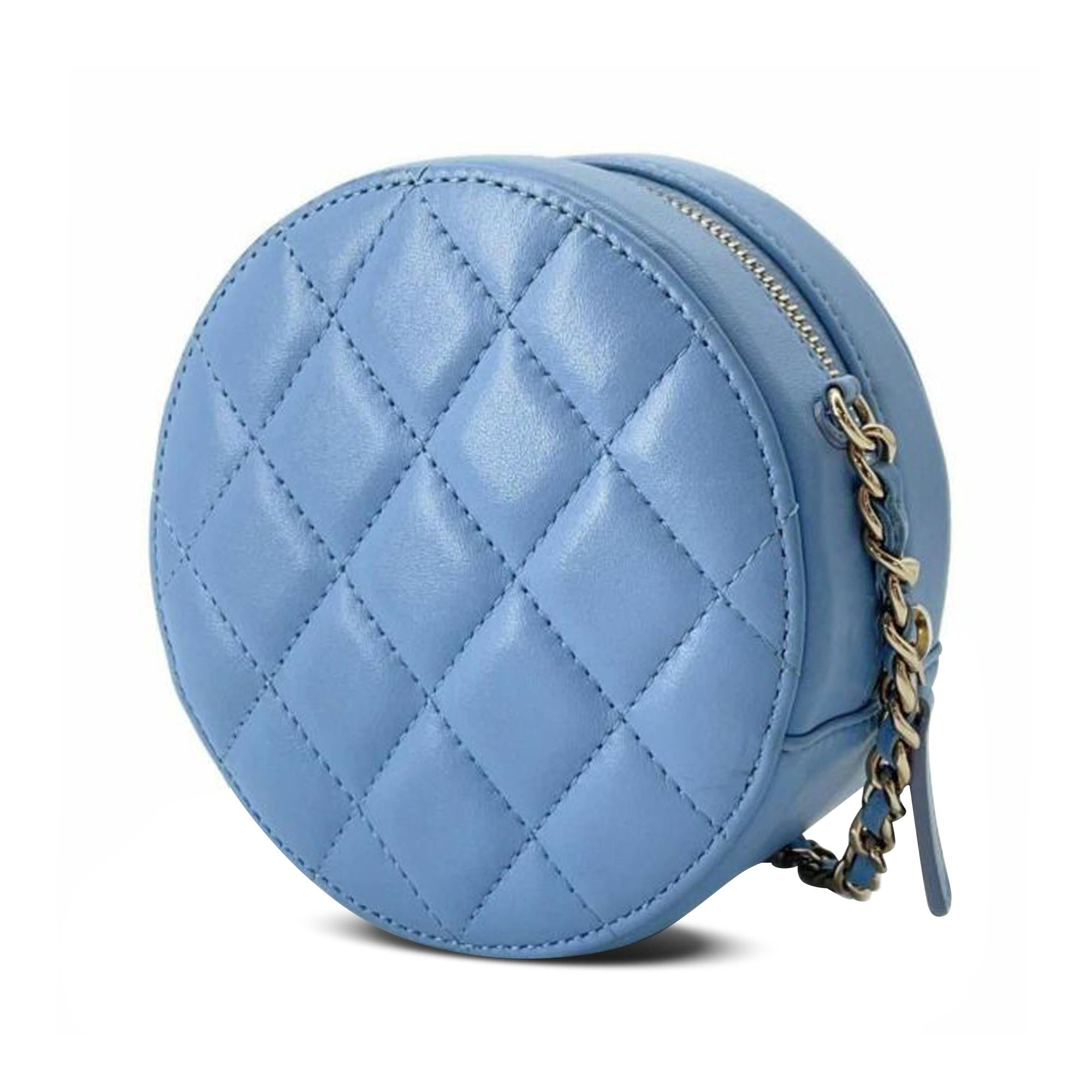 Chanel Quilted Lambskin Round Clutch with Chain (SHG-a9yAVi)