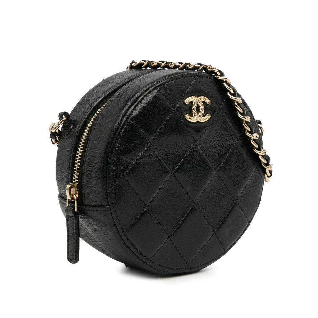 Chanel Quilted Lambskin Round Crossbody (SHG-sFX786)