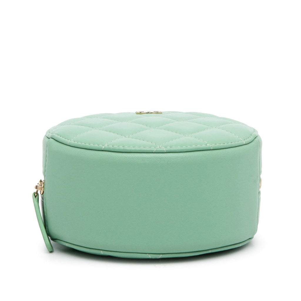 Chanel Quilted Lambskin Round Crossbody (SHG-WBU4Wu)
