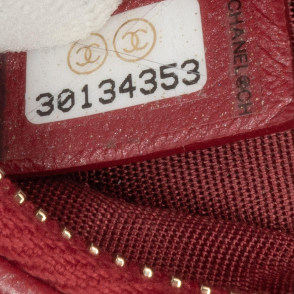 Chanel Quilted Lambskin Round Pearl Clutch with Chain (SHG-QFU7OK)