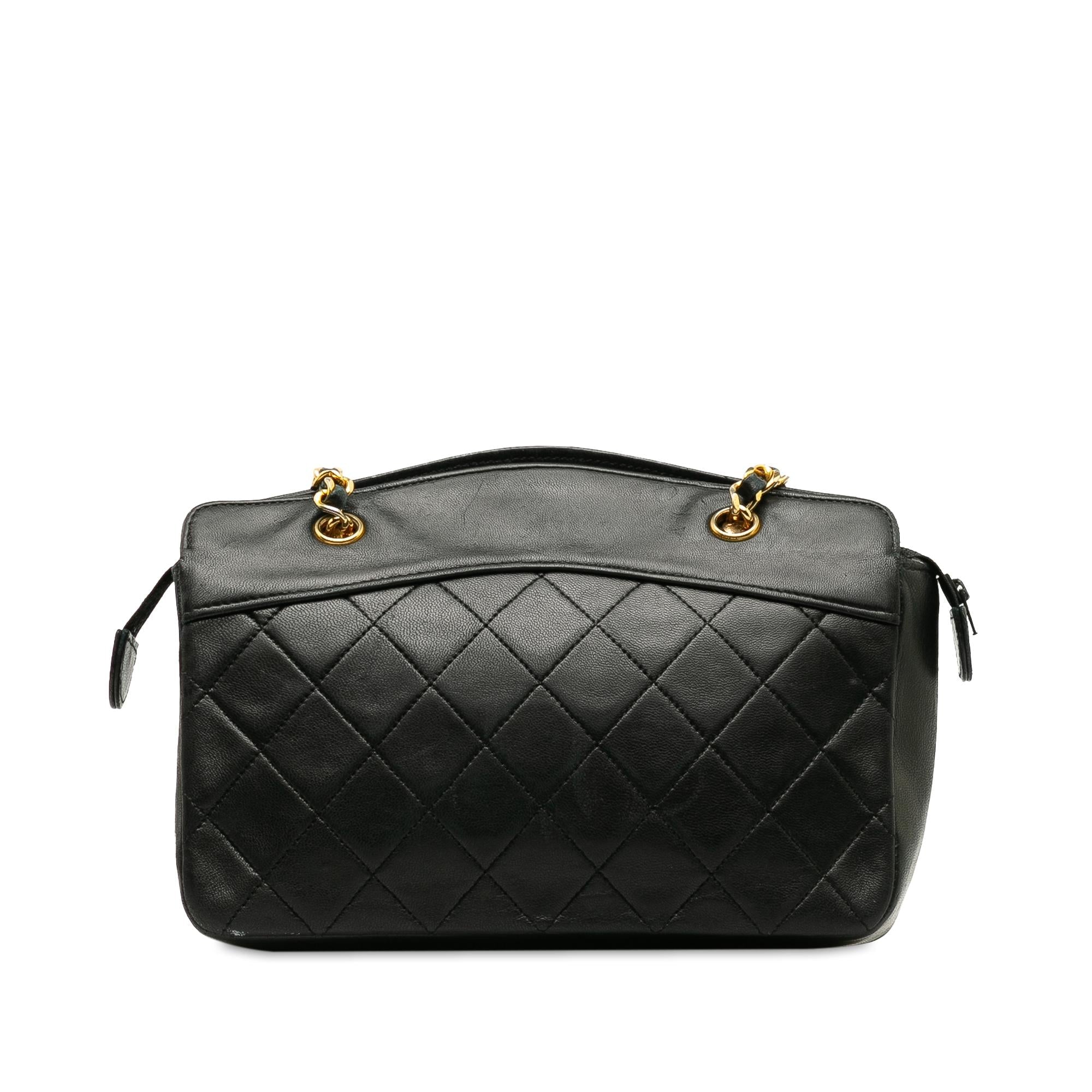 Chanel Quilted Lambskin Shoulder Bag (SHG-9EbnTq)