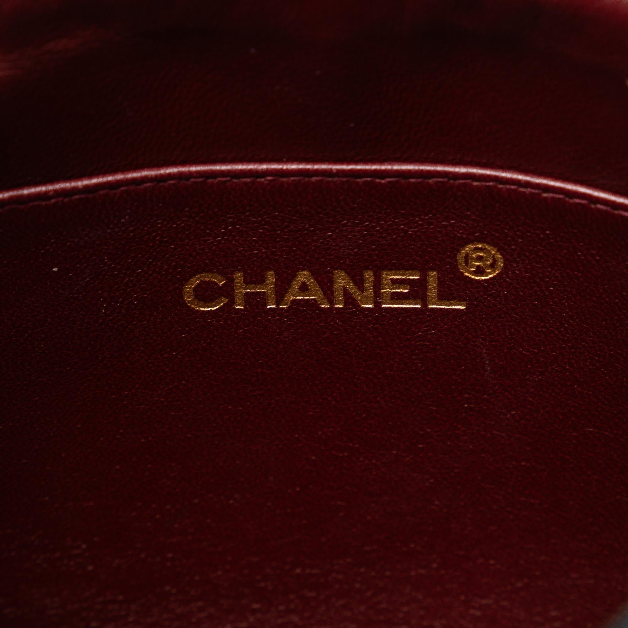 Chanel Quilted Lambskin Shoulder Bag (SHG-9EbnTq)