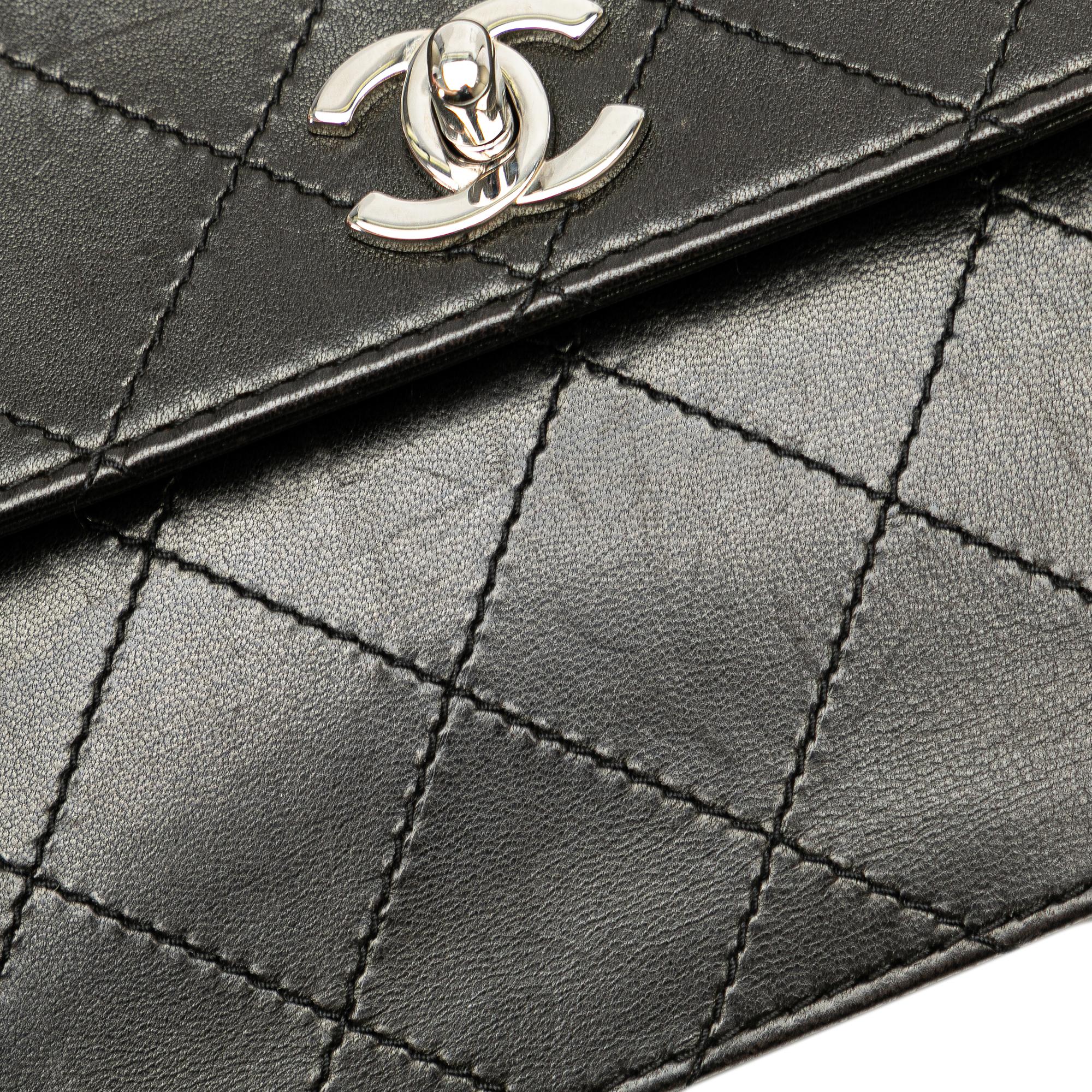 Chanel Quilted Lambskin Straight Flap (SHG-OyBrk5)