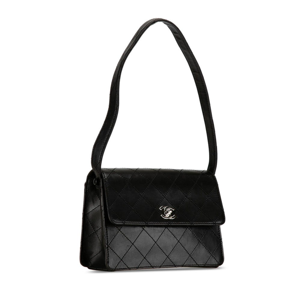 Chanel Quilted Lambskin Straight Flap (SHG-OyBrk5)