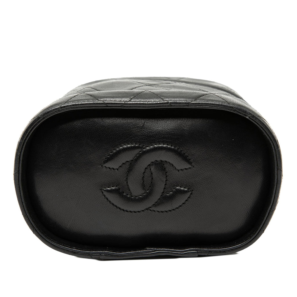 Chanel Quilted Lambskin Tassel Vanity Case with Chain