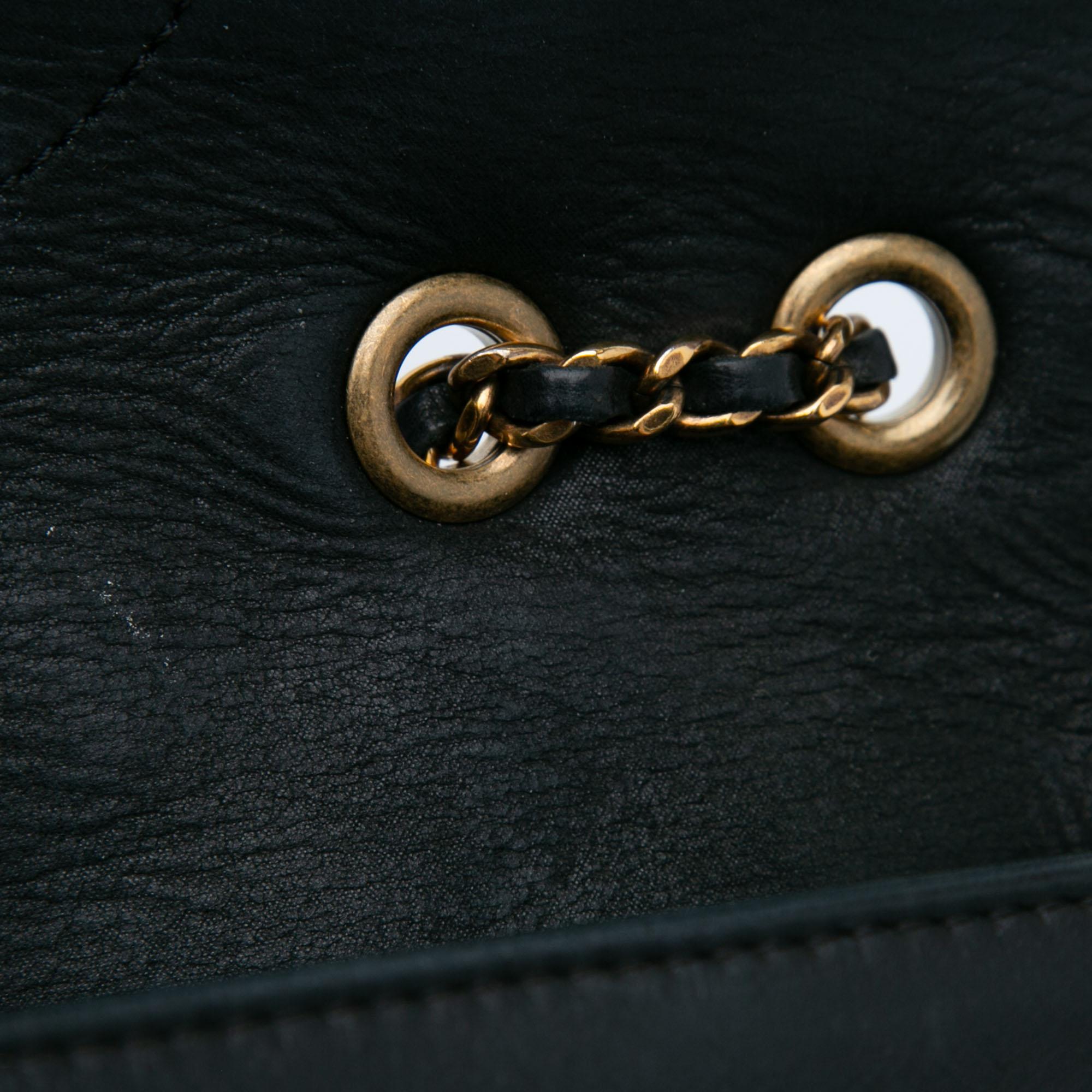 Chanel Quilted Lambskin Whipstitch Single Flap (SHG-OfzSAu)