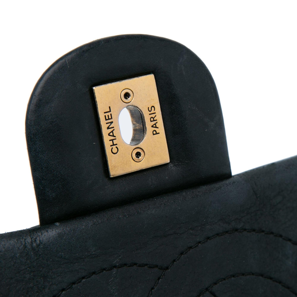 Chanel Quilted Lambskin Whipstitch Single Flap (SHG-OfzSAu)