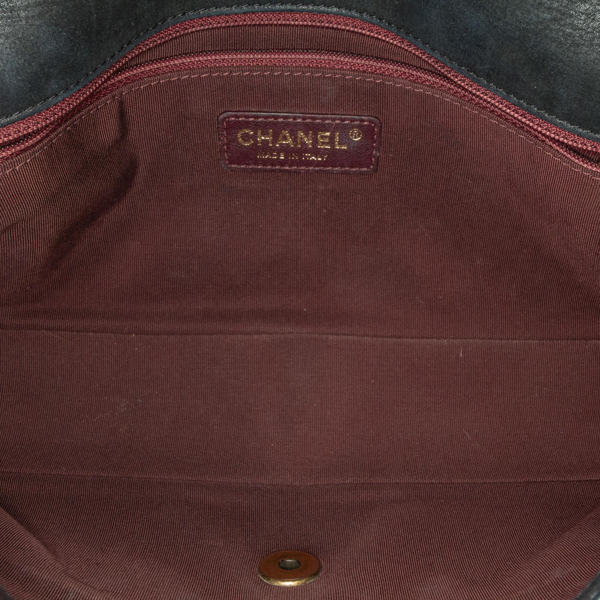 Chanel Quilted Lambskin Whipstitch Single Flap (SHG-OfzSAu)