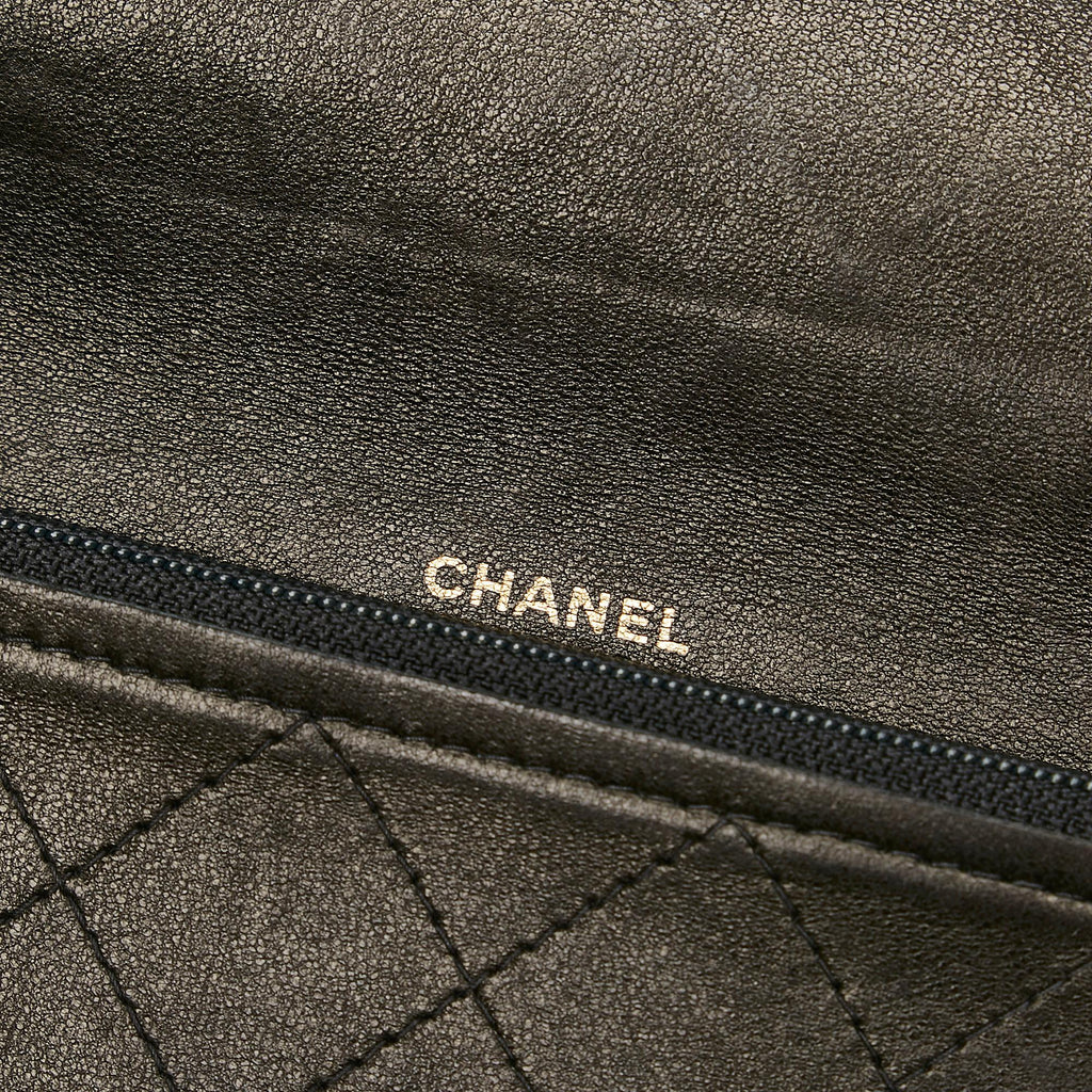 Chanel Quilted Leather Chain Wallet (SHG-36957)