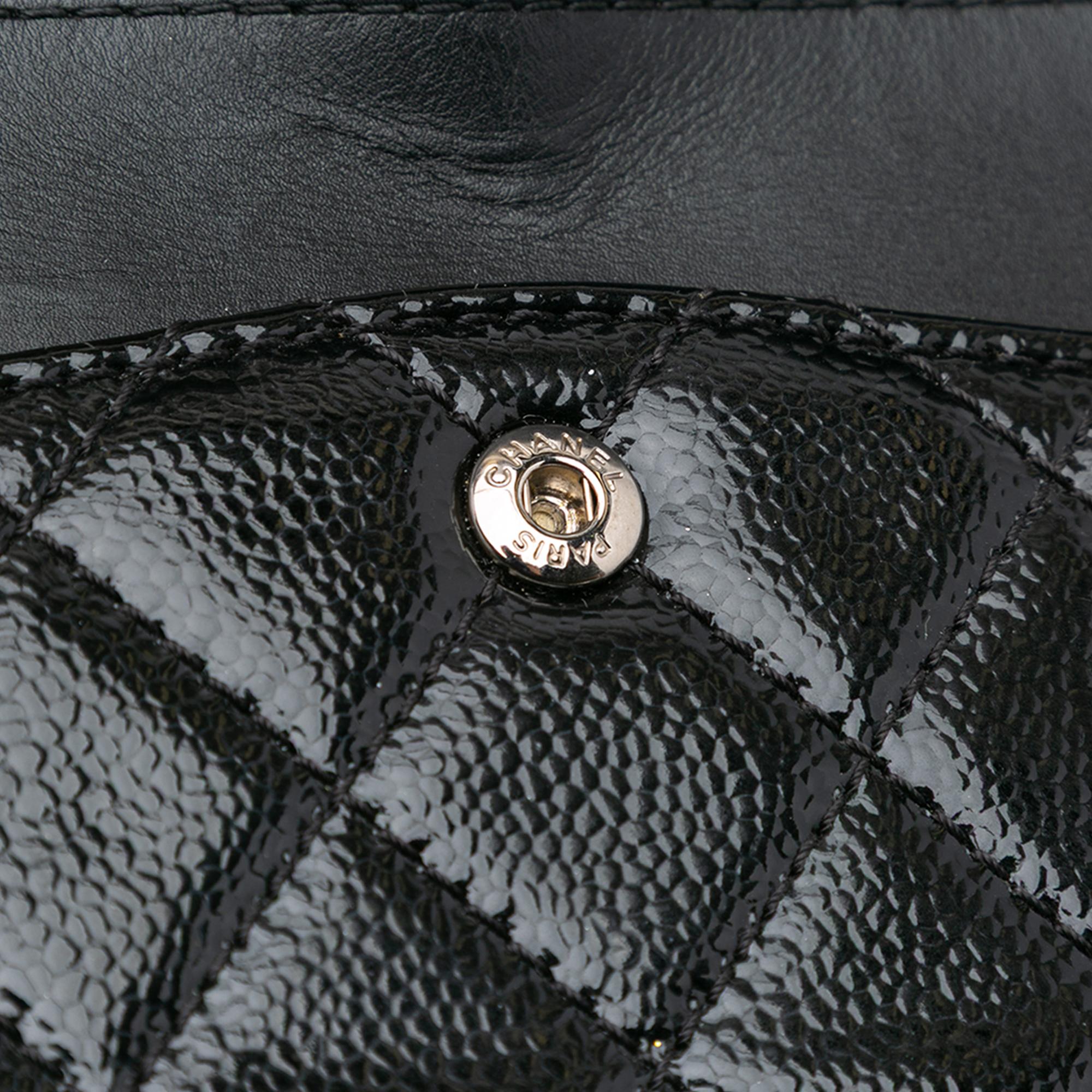 Chanel Quilted Patent Caviar 2.55 Reissue Flap 226