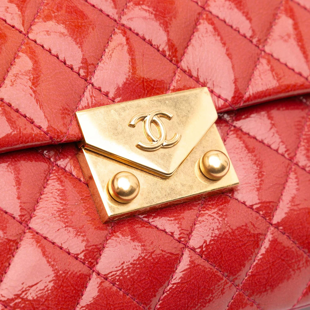 Chanel Quilted Patent Goatskin Pagoda Accordion Flap